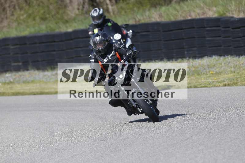 /01 02.04.2026 MAZ ADR/Gruppe gelb Gruppe gruen/unklar